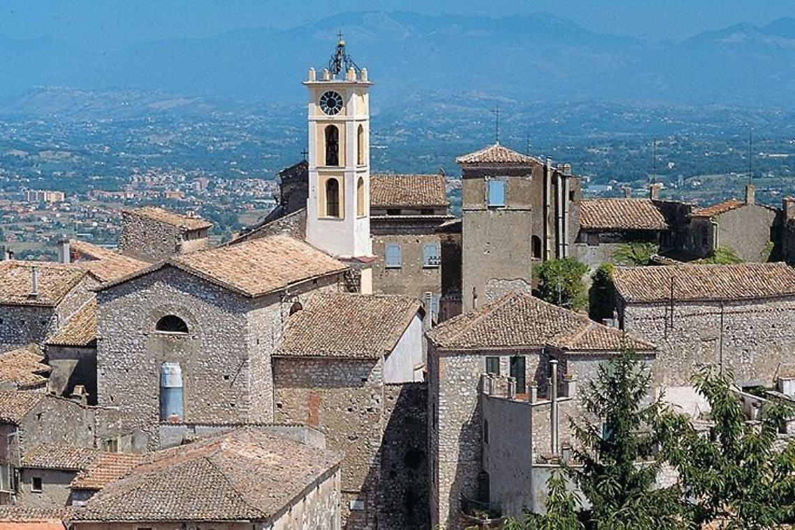 Bagni pubblici sporchi, rotti ed inutilizzabili: problema risolto