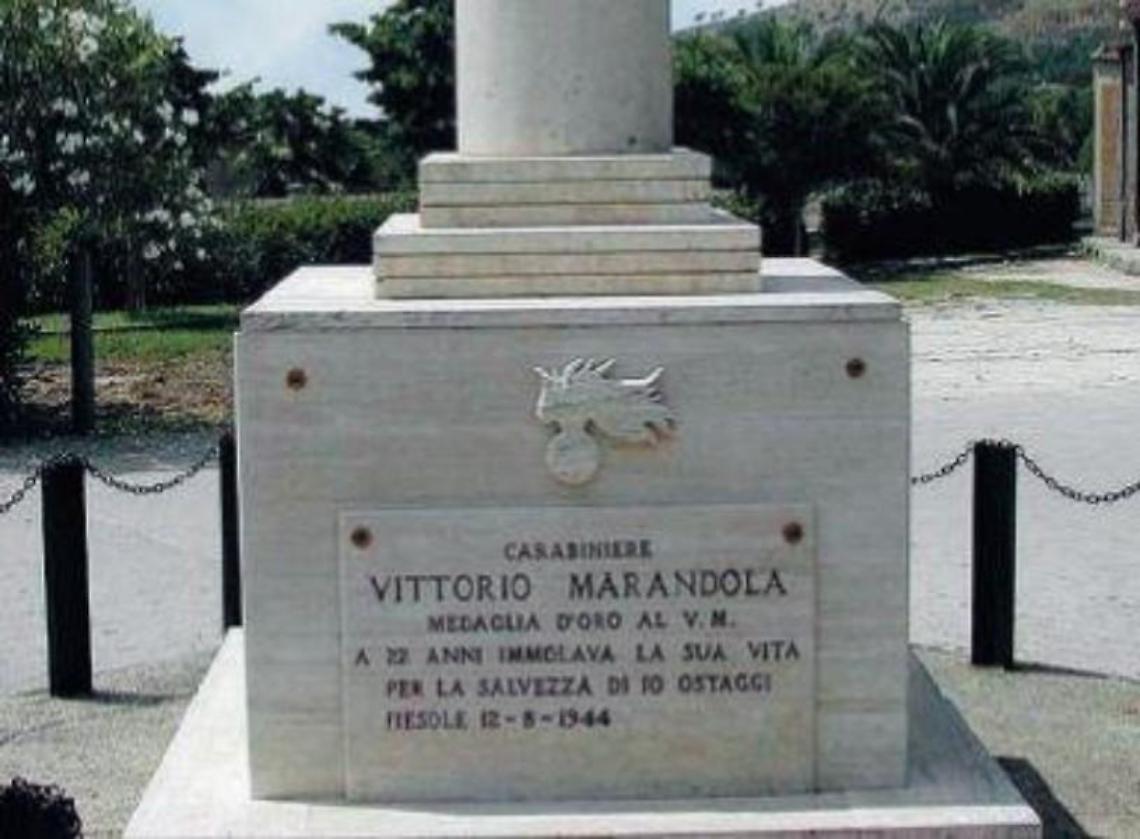 Diede la vita per salvare 10 ostaggi: nessuna cerimonia per l'eroe di Cervaro