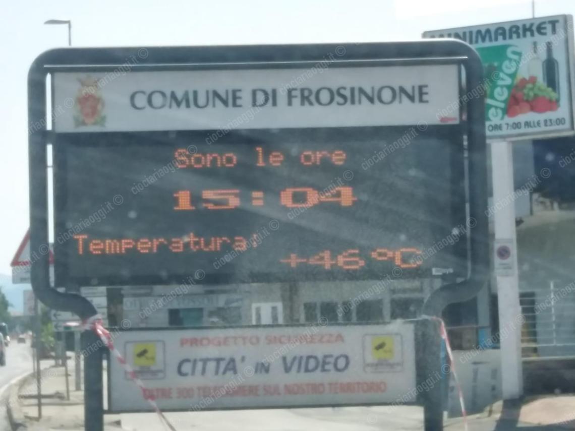Città nella morsa del caldo: nel capoluogo ciociaro appena superati i 46 gradi