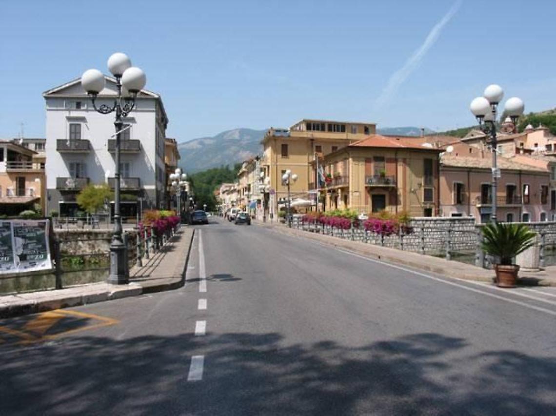 Isola del Liri, pochi posti nel nuovo parcheggio: è polemica