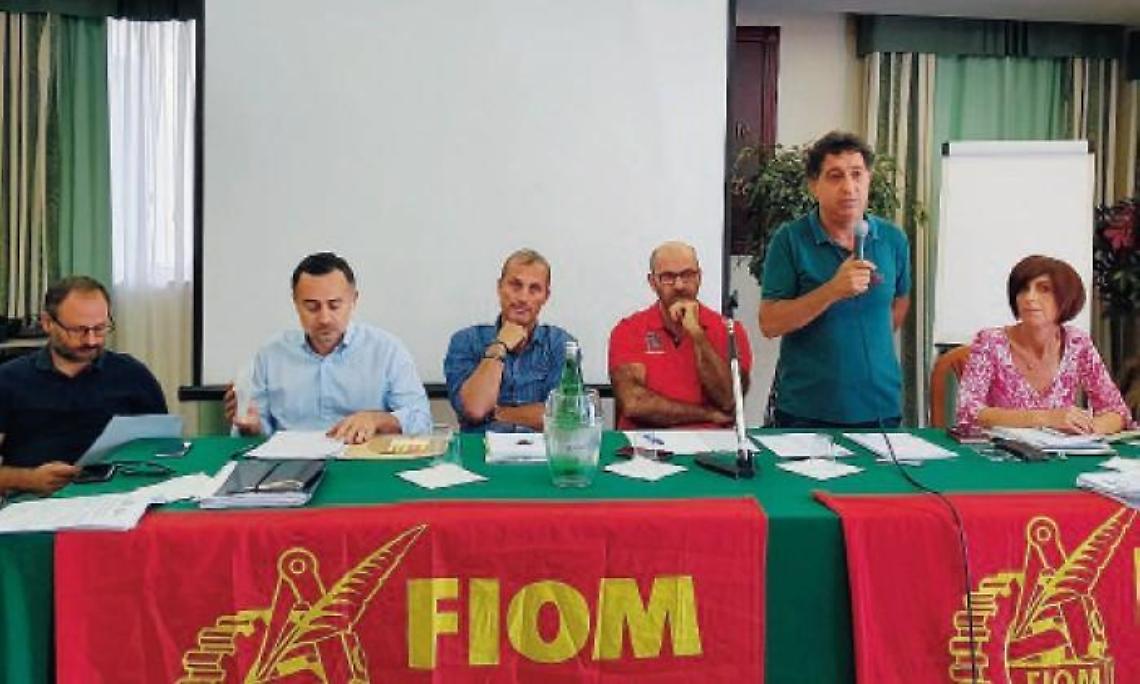 Fca frena ancora in Europa: duemila posti di lavoro a rischio. E' allarme rosso