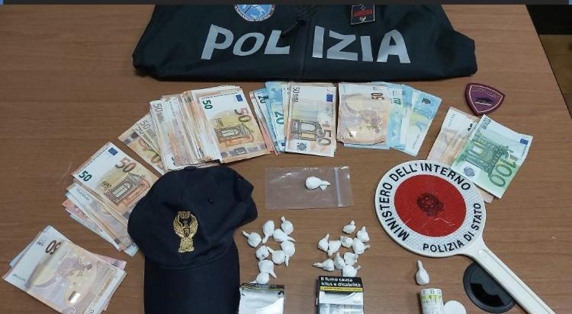 Scoperta “casa dello spaccio”: insospettabile pusher riforniva di droga la città