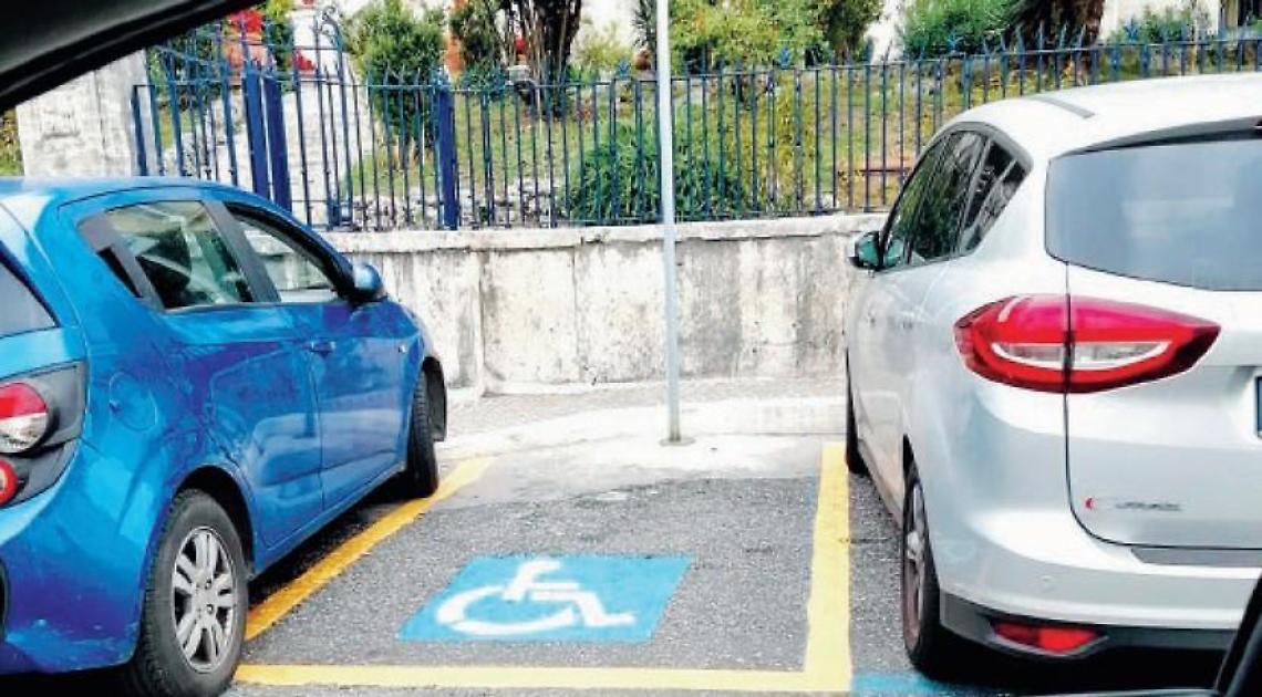 Anagni, strisce blu e gialle: prima le multe a raffica, ora i dubbi sugli spazi