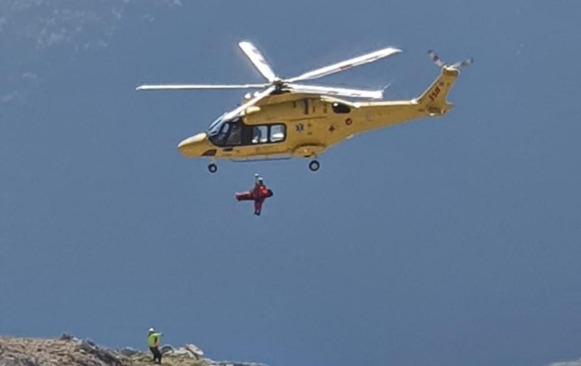 Precipita con il parapendio: salvato dal Soccorso Alpino