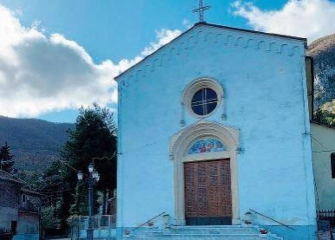 Grana diocesi, rivolta fedeli: "Stiamo perdendo anche l'opportunità di pregare"