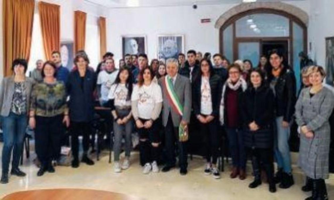 L'istituto “Pertini” accoglie i ragazzi del progetto Erasmus