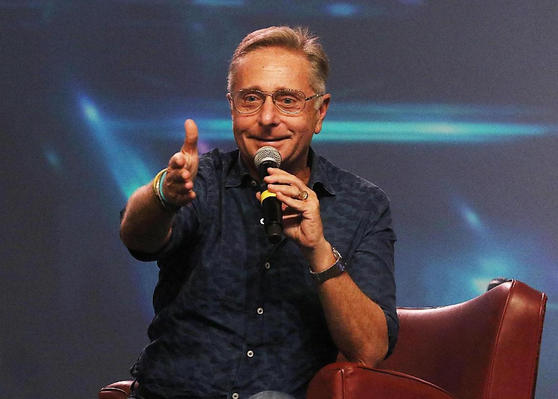 [VIDEO] Il "tronista" offende Frosinone. E Bonolis gli dà del "coglione"