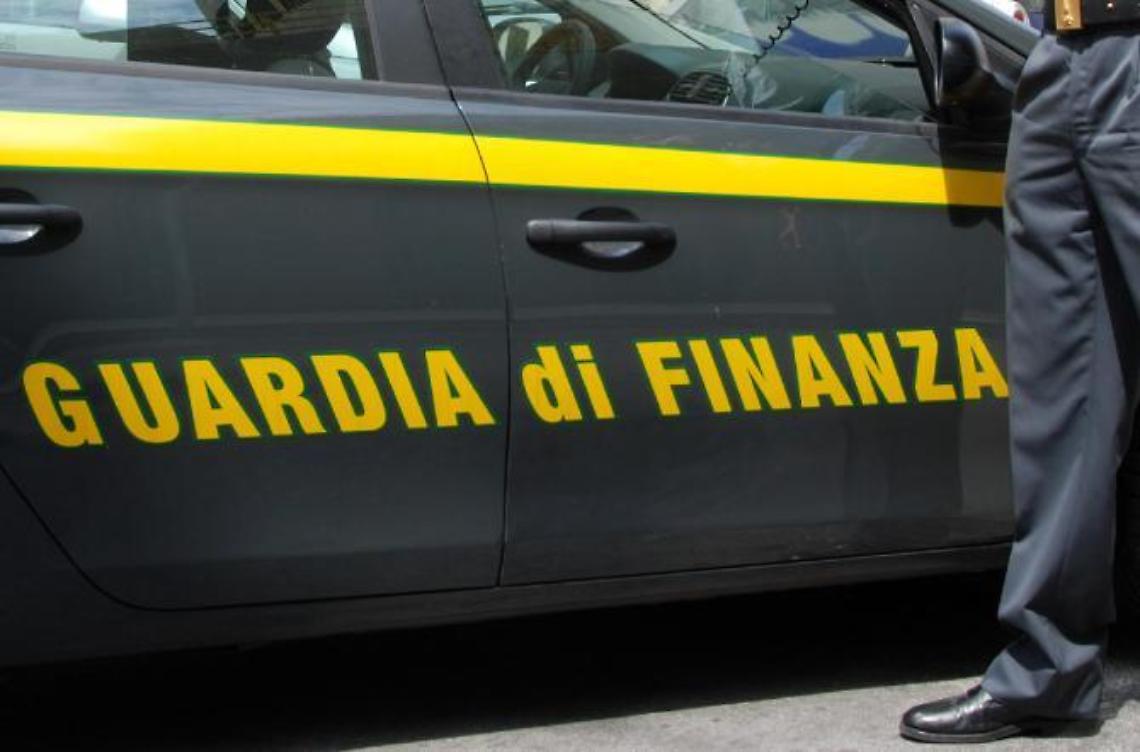 Corruzione, turbativa d'asta: 20 misure cautelari per dipendenti pubblici e imprenditori
