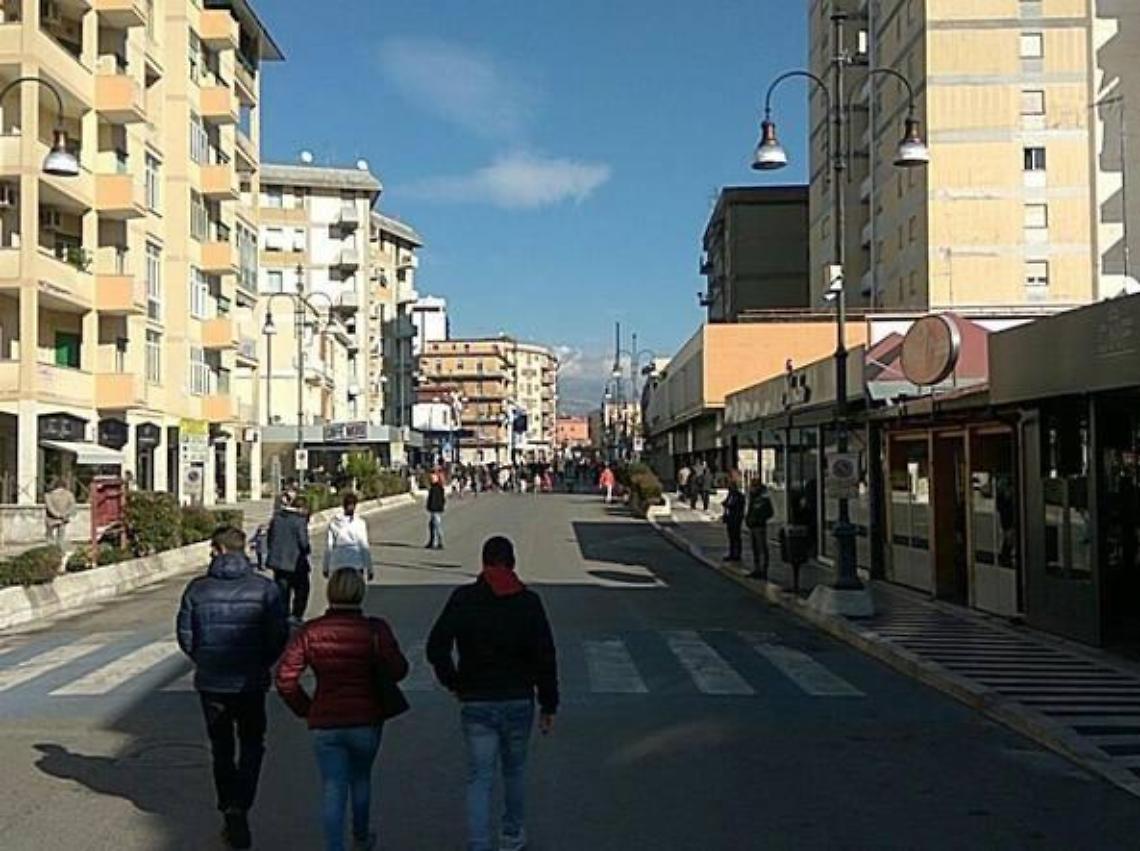 Frosinone, isola pedonale in via Moro: cambiamenti in vista