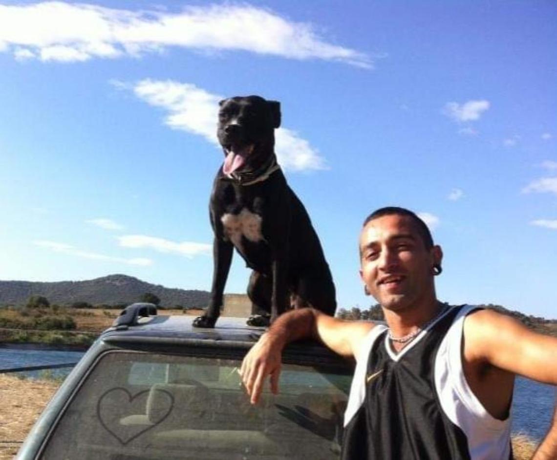 Giovane muore improvvisamente mentre era in Spagna: si attende la salma