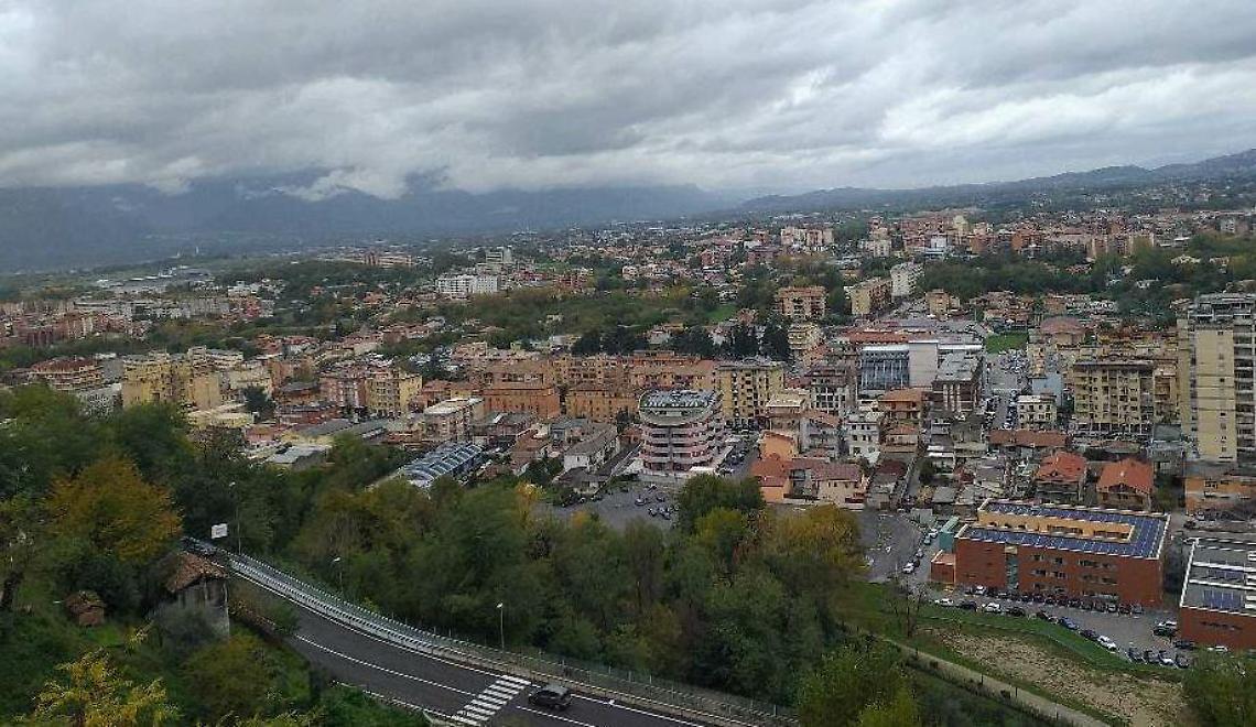 Il fattore "tre scimmiette":  cambiamo la narrazione. Per un rilancio concreto