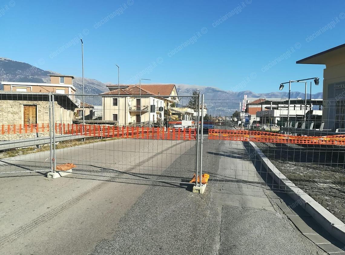 Sora, tratto di viale San Domenico chiuso per lavori: caos e polemiche