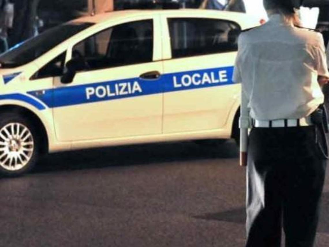 Controlli in una carrozzeria: riscontrate gravi irregolarità, scattano sanzioni