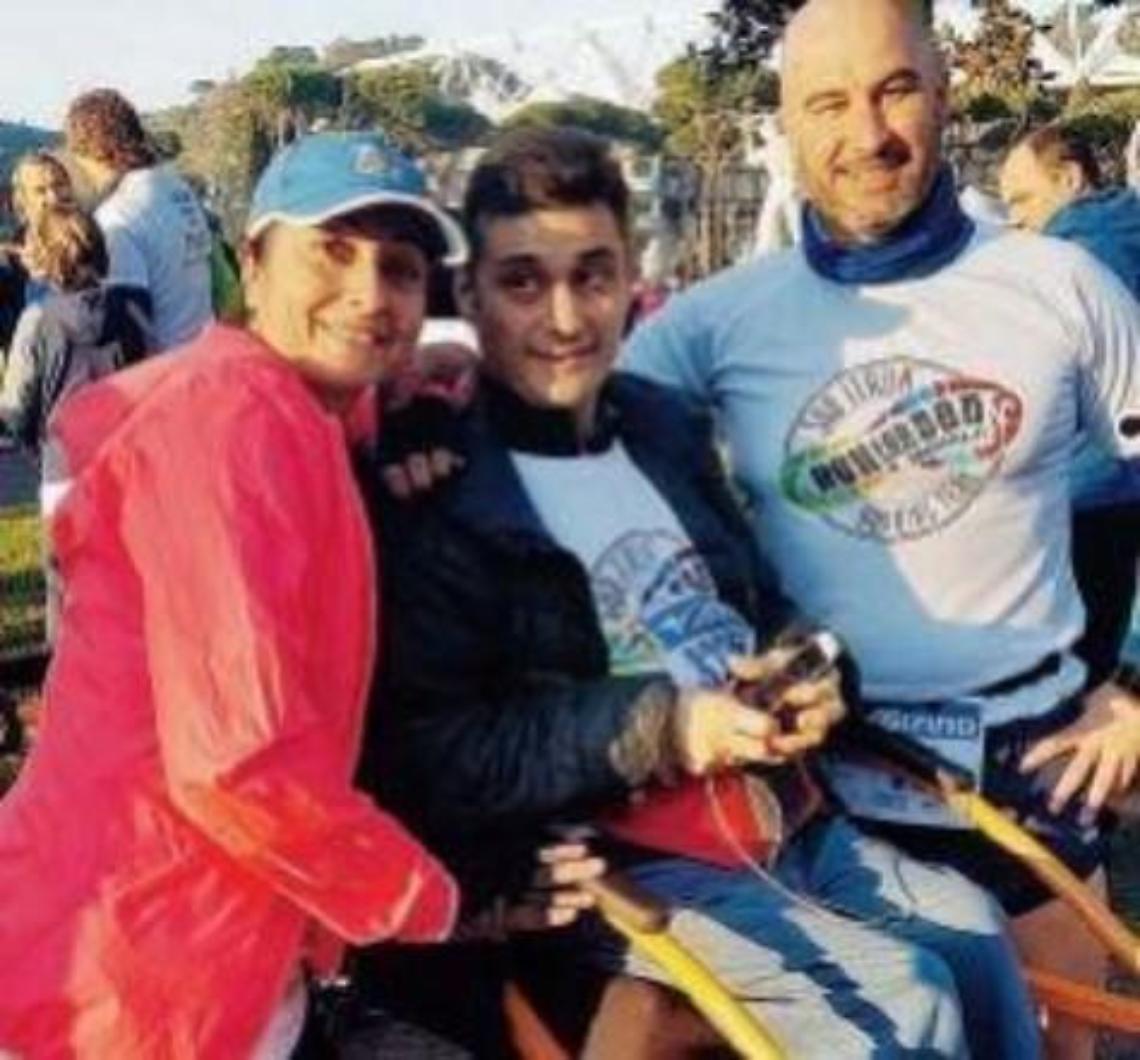 Due gambe per un sogno chiamato 'libert&agrave;: gli atleti della joelette