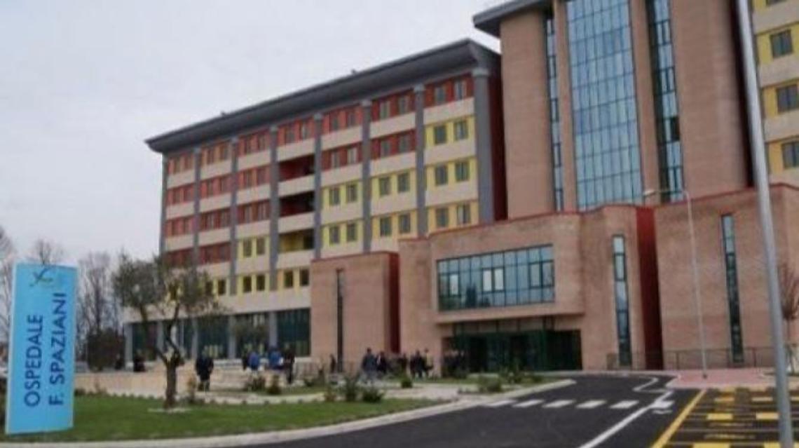 Macchinario fuori uso da due mesi in ospedale: la rabbia dei pazienti