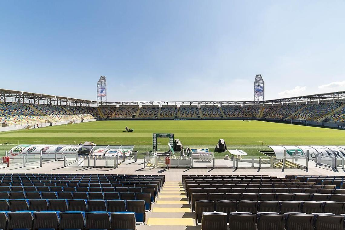 Ingorgo di tifosi allo stadio dopo la partita, rischio incidenti: la denuncia