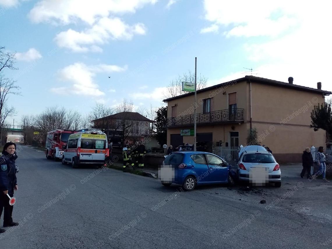 Schianto sulla Morolense: due donne ferite, una trasportata a Roma