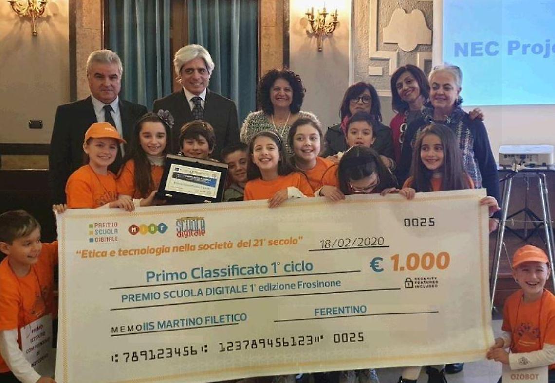 Scuola digitale e innovazione tecnologica: premiati due istituti