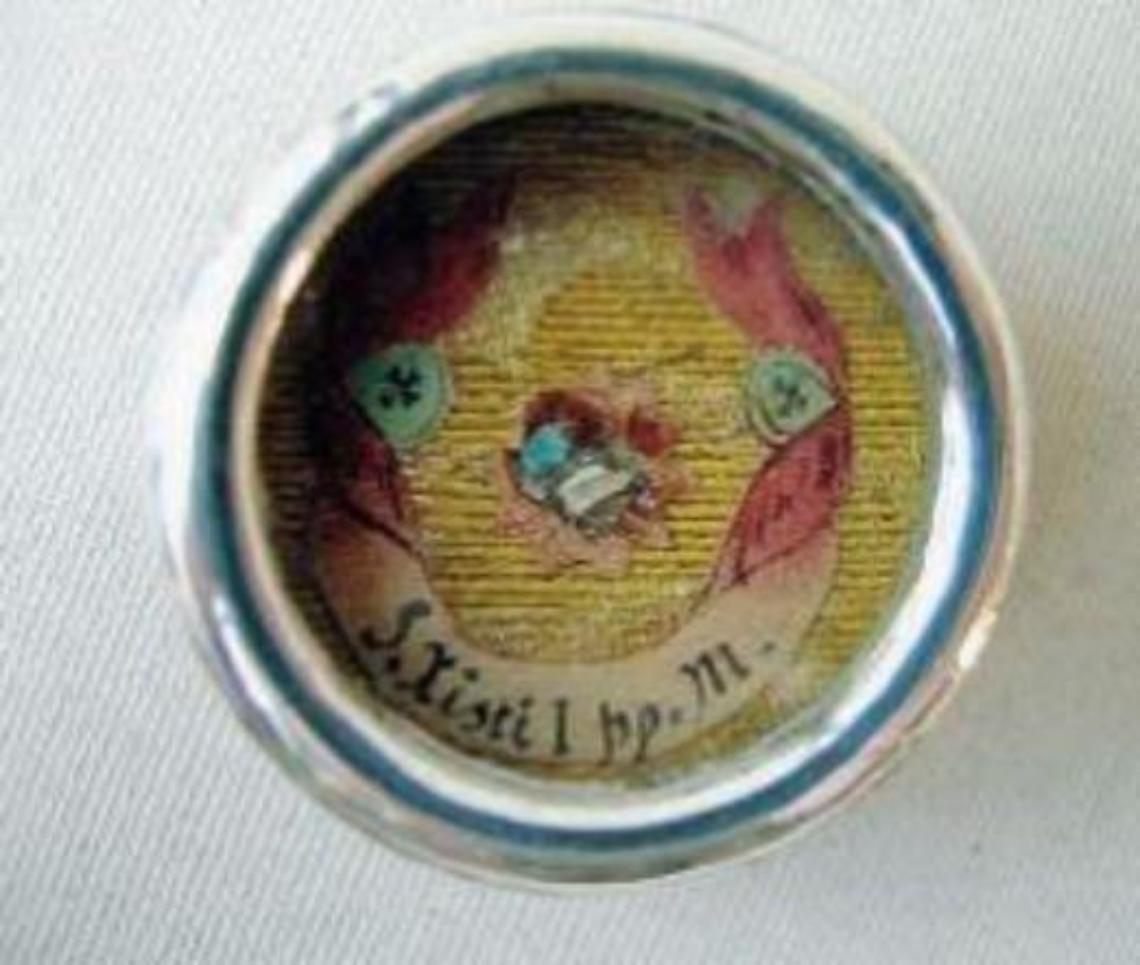 Frammento del corpo di San Sisto in vendita on line: l'annuncio su eBay