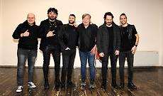 Un tributo ai "Nomadi" con il produttore Beppe Carletti