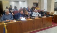 Comune, strane manovre in maggioranza. Coperta cortissima sul rimpasto di giunta