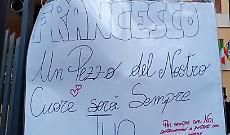 Il messaggio di cordoglio dei compagni di scuola a Francesco
