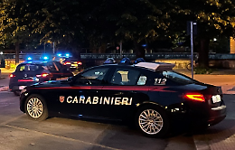 Movida violenta, pestato in piazza il proprietario di un locale