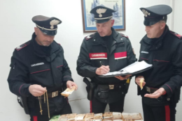 Truffa agli anziani, fermati in auto con 30.000 euro e gioielli d'oro 