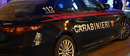 Notte da far west per un tamponamento. Giovane preso a pugni 