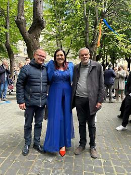 Si sposa ma non rinuncia al suo lavoro di guida turistica