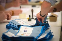 Il gioco si fa duro. Candidature nella fase cruciale