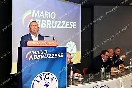Mario Abbruzzese ricomincia dall’Europa. Stoccate al generale Roberto Vannacci