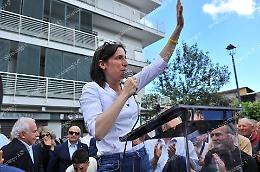 Elly Schlein: «I nostri valori per fermare la deriva a destra»