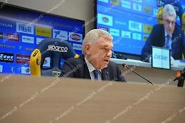Stirpe: «Vivarini esonerato. Squadra affidata a Greco»