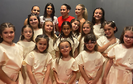 I “Piccoli pastorelli” cantano e... incantano
