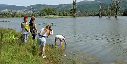 Il lago di Canterno cambia colore. Analisi in corso 
