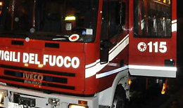 Scivola e si ferisce durante un'escursione. Recupero notturno di vigili del fuoco e soccorso alpino