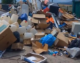 Caos di rifiuti all'ecocentro. Altobelli e Caschera denunciano lo stato di abbandono