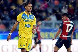 C’è  la firma di Jeremy Oyono con il Frosinone