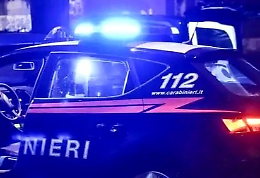 Si rifiuta di scendere dal vagone e impedisce la chiusura del treno. Denunciata una trentasettenne cinese