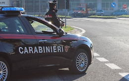 Sottrae birra per mille euro dai distributori automatici. Scoperto dai carabinieri