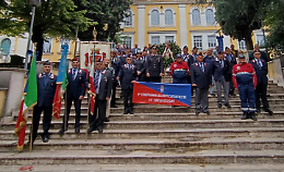 Gli ex carabinieri del 35° Corso della 9^ Compagnia Iglesias rendono omaggio ai caduti di Nassirya