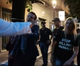 Capretta, l'animalista Enrico Rizzi alza la tensione