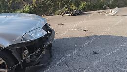 Scontro tra un'auto e una moto. Giovane ricoverato a Roma