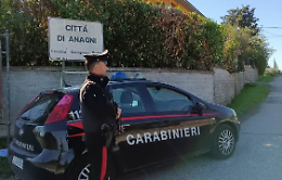 Sorpreso nel tentativo di introdursi in alcune abitazioni: foglio di via per un georgiano