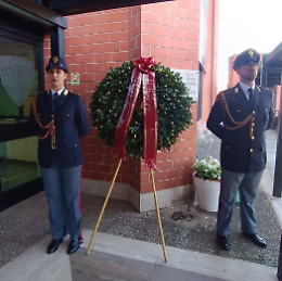 La polizia ricorda i suoi caduti
