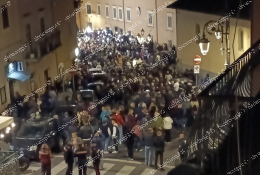 Un corteo per la legalità dopo lo scandalo tangenti