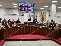 Bagarre in Consiglio. In aula si litiga per Solidiamo