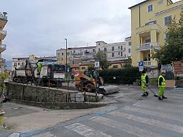 Pulizia e rifacimento delle strade. Lavori febbrili per accogliere i ministri del G7