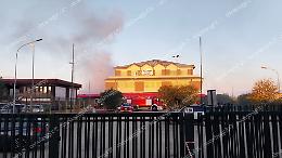 Così ha agito il piromane di "Pianeta Outlet"